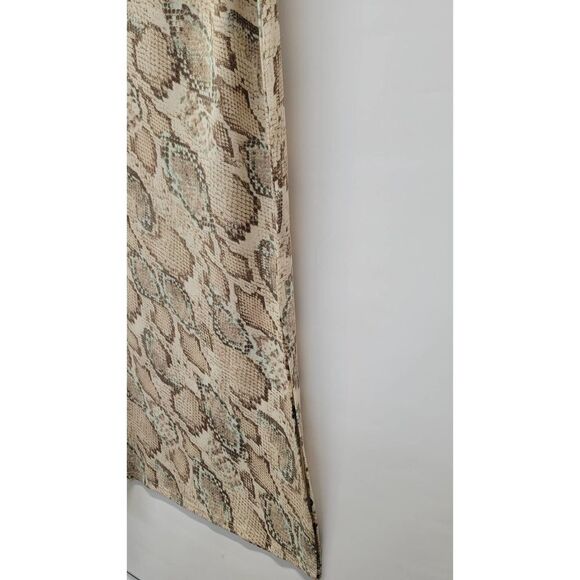 Fourteenth Place Animal Print Ruched Jersey - Picture 4 of 7